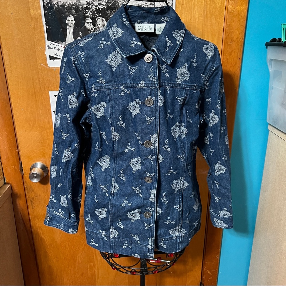 National wildlife floral jean jacket shirt 100% cotton size medium